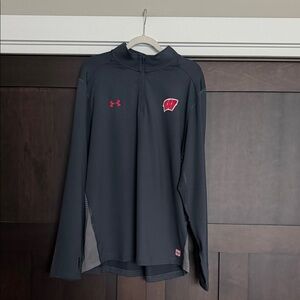 Under Armour Men’s Wisconsin On Field Collection Quarter Zip Pullover XXL